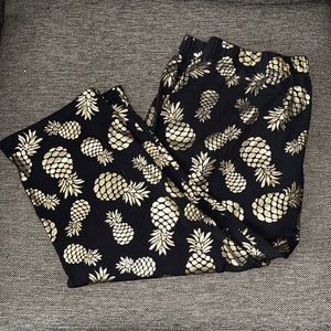 Gold Pineapple Capri Leggings